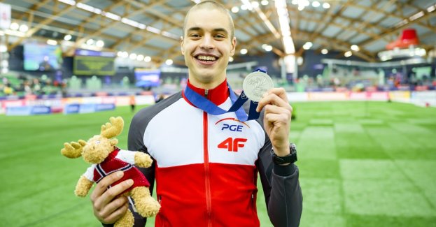 Fantastyczny polski finisz łyżwiarskich mistrzostw świata! Władymir Semirunnii ma swój kolejny medal