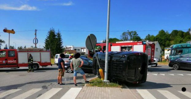 Niebezpieczne zderzenie dwóch aut