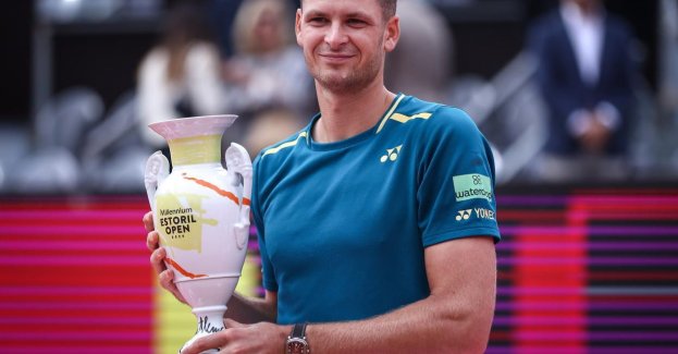 Turniej ATP w Estoril - triumf Huberta Hurkacza