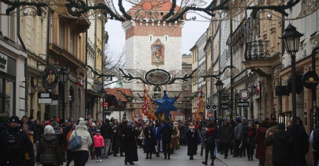 Orszaki trzech króli przejdą 6 stycznia ulicami 800 miast pod hasłem "W jasełkach leży!"
