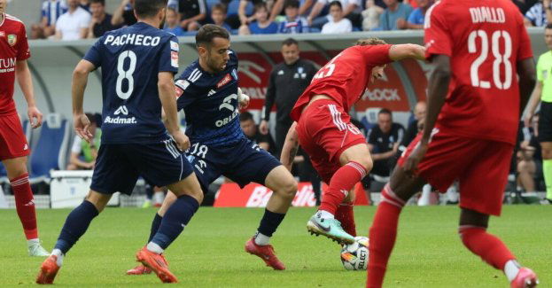 1. liga piłkarska - Wisła Płock po dwóch latach wraca do ekstraklasy