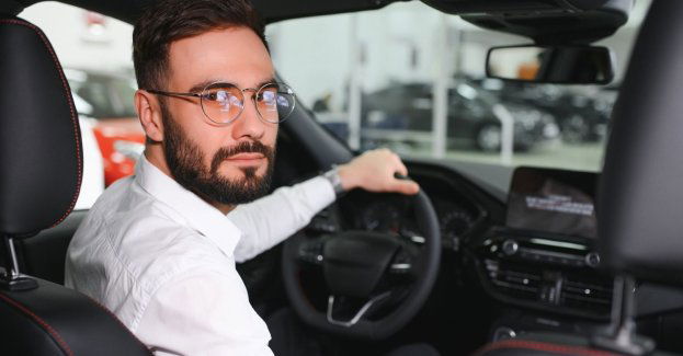 Kierował samochodem bez okularów- niebawem stanie przed sądem
