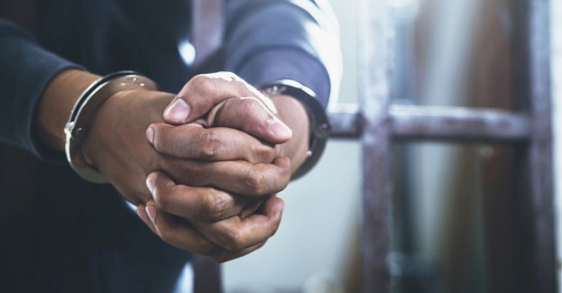 Policja zlikwidowała agencję towarzyską, trzy osoby odpowiedzą za czerpanie korzyści z prostytucji