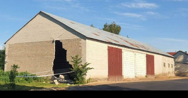 Wjechał w murowaną stodołę