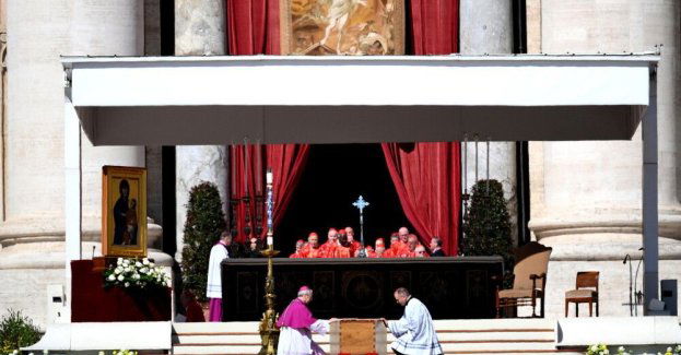 250 tysięcy osób na pogrzebie Franciszka - "papieża pośród ludzi"