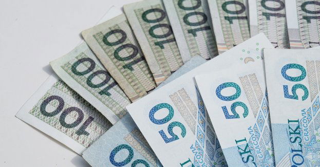 Zatrzymano 10 podejrzanych o udział w gangu wyłudzającym pożyczki