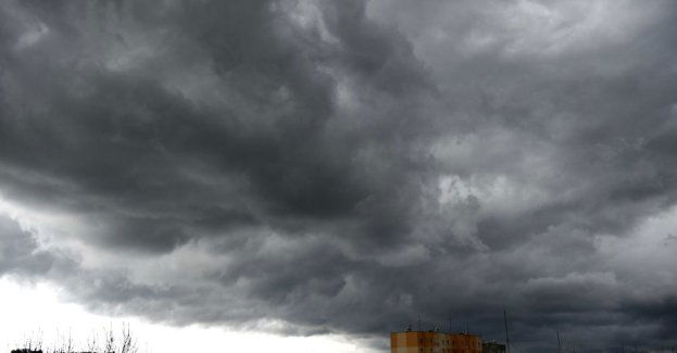 Podwyższenie stopnia ostrzeżeń dla północy kraju i alert RCB