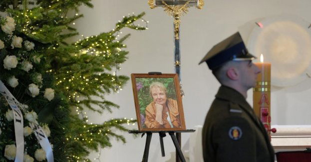 Uroczystości pogrzebowe Izabelli Cywińskiej