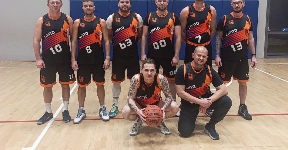 zdjęcie: Policyjni koszykarze z Lipna znów na podium / fot. KPP w Lipnie