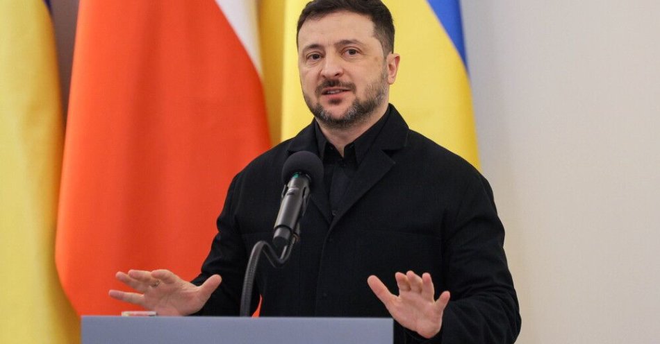 zdjęcie: Wołodymyr Zełenski udzieli wywiadu PAP, TVP i PR / Warszawa, 19.12.2025. Prezydent Ukrainy Wołodymyr Zełenski podczas wspólnego z prezydentem RP Karolem Nawrockim spotkania z przedstawicielami mediów w Pałacu Prezydenckim w Warszawie, 19 bm. Prezydent Zełenski przebywa z jednodniową wizytą w Polsce. (jm) PAP/Paweł Supernak