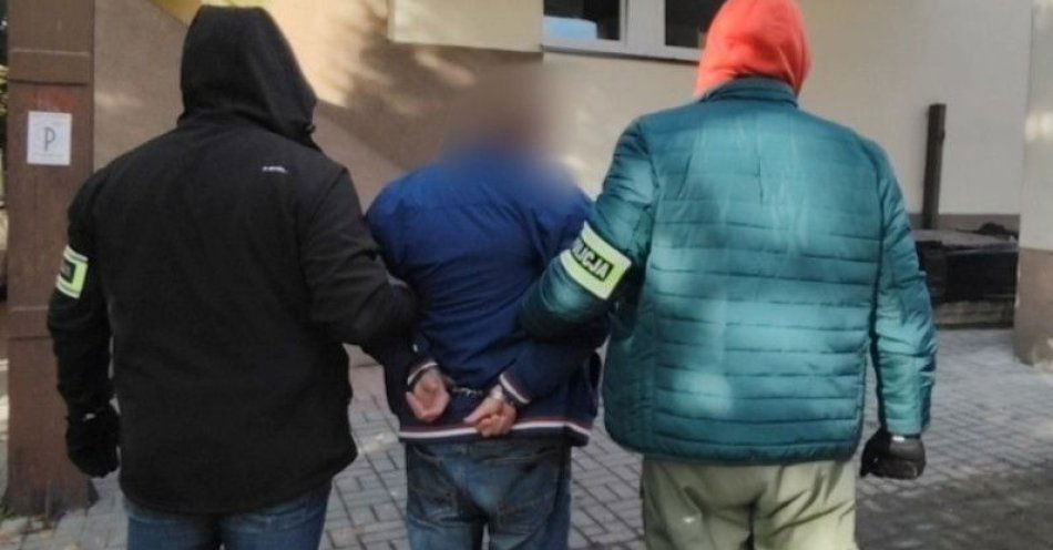 zdjęcie: Pięć osób zatrzymanych za wystawianie fikcyjnych faktur VAT / fot. KPP Oborniki