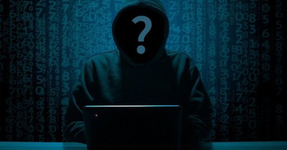 zdjęcie: Oszust podszył się pod pracownika banku i wyłudził 27 tys. / fot. KPP w Zgorzelcu