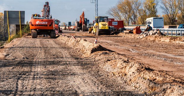 38-latek zmarł po potrąceniu przez koparkę na placu budowy