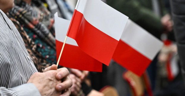 W niedzielę kandydaci na prezydenta wznawiają kampanię po żałobie narodowej