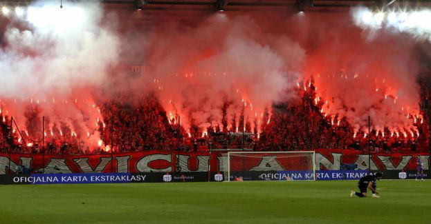 Postępowanie policyjne w związku z odpaleniem rac podczas meczu Widzew-ŁKS