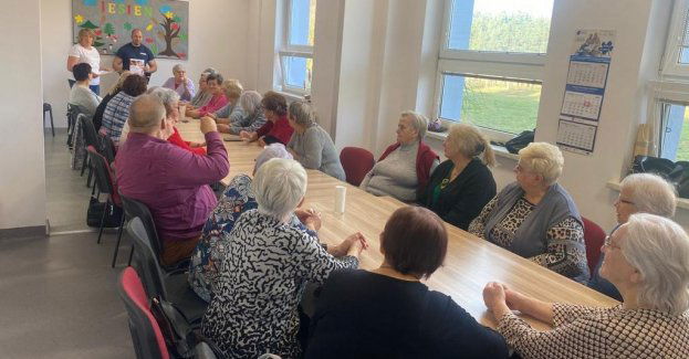 Policjanci upewnili się, że seniorzy z Rachcina „znają te numery”