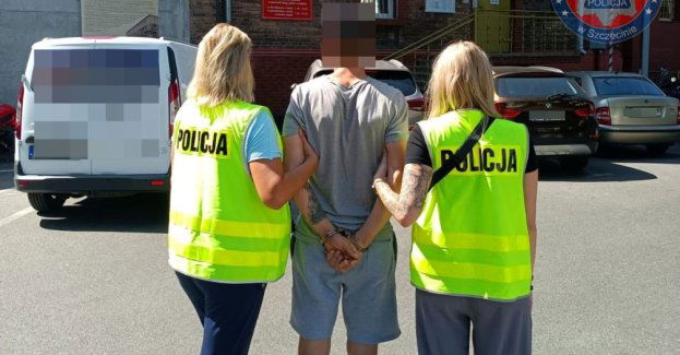 Dzielnicowi z Dąbia zatrzymali dwie osoby posiadające prawie pół kilograma środków odurzających. Mężczyźni najbliższy miesiąc spędzą w areszcie