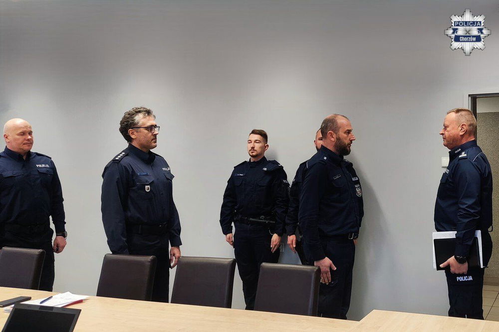 zdjęcie: Narada kierownictwa chorzowskiej policji i awanse funkcjonariuszy / fot. KMP w Chorzowie