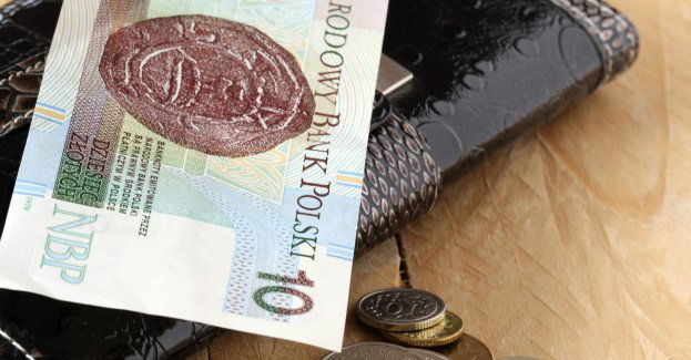 Próba oszustwa 73-latki nie powiodła się, bo kobieta przez przypadek rozłączyła rozmowę