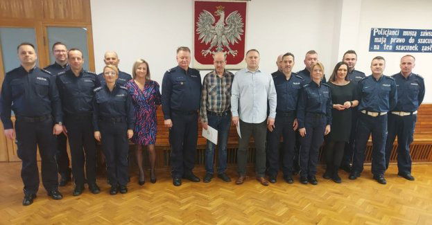 Pożegnanie odchodzących na emeryturę policjantów