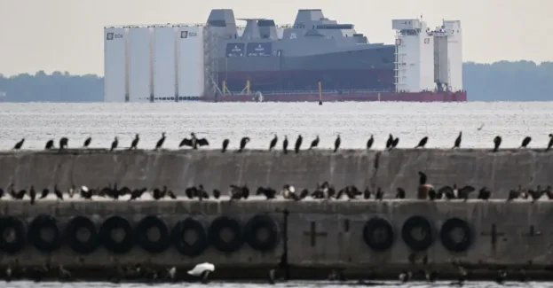 Gdynia: rozpoczęło się wodowanie fregaty ORP „Wicher”