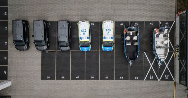 Nowy radiowóz do transportu psów służbowych trafił do Wągrowca