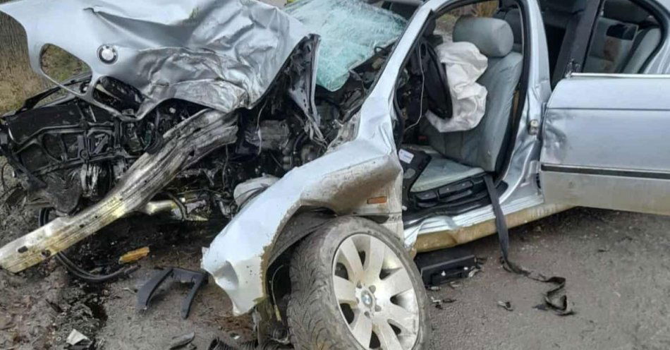 zdjęcie: Groźny wypadek pod Kętrzynem 5 osób trafiło do szpitala / fot. KPP w Kętrzynie