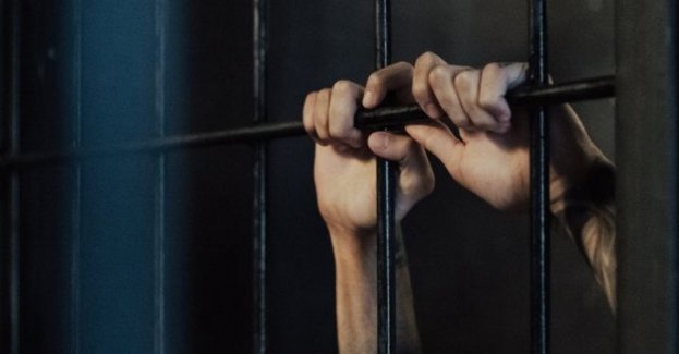 40-latek z Kowanowa z zarzutami zabójstwa ojca i usiłowania zabójstwa brata