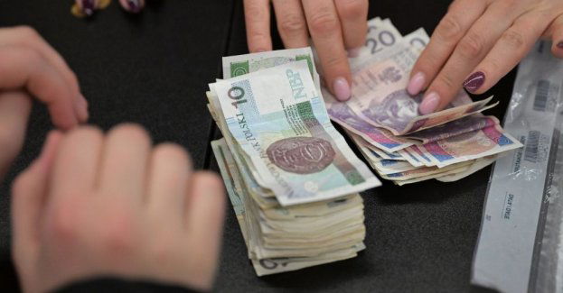 Blisko połowa studentów w Polsce zarabia nie więcej niż 4 tys. zł
