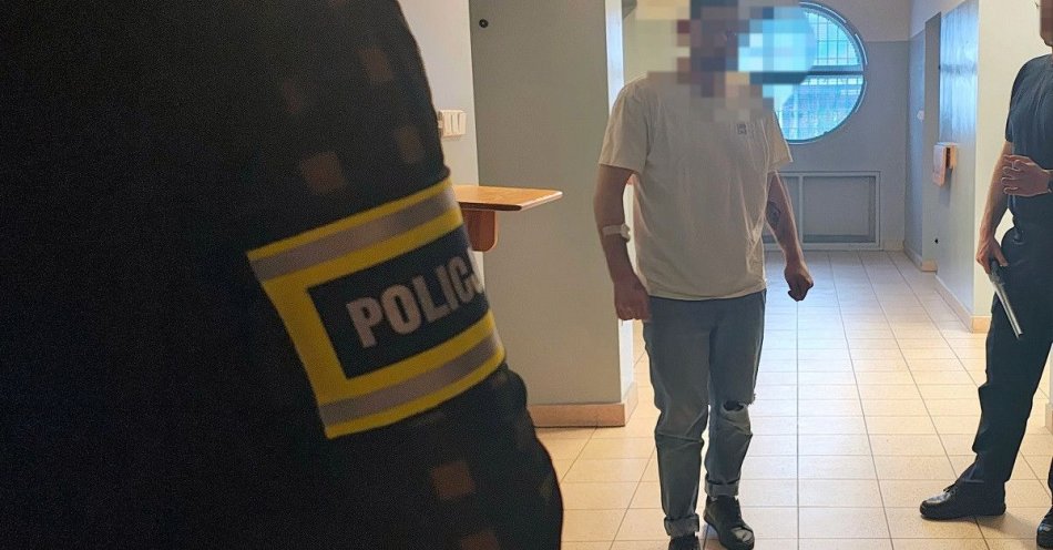 zdjęcie: Alkohol i brak uprawnień na drogach Zduńskiej Woli / fot. KPP w Zduńskiej Woli
