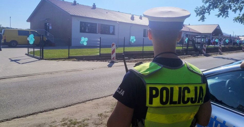 zdjęcie: Rusza rok szkolny 2025/2026 Policja zwiększa patrole wokół szkół / fot. KPP Świebodzin