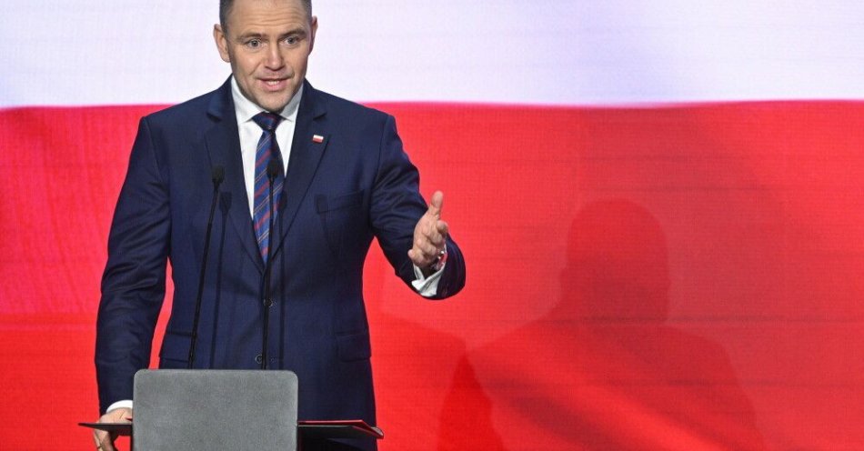 zdjęcie: Prezydent: odmawiam nominacji 46 sędziów; nie będę też dawał awansów sędziom kwestionującym porządek konstytucyjno-prawny / Kalvarija, Litwa, 20.10.2025. Prezydent RP Karol Nawrocki podczas uroczystości otwarcia odcinka autostrady Via Baltica przy polsko-litewskim przejściu granicznym Budzisko-Kalvarija, 20 bm. (sko) PAP/Valdemar Doveiko