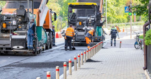 Kolejne prace drogowe - remonty ulic Karłowicza, Marcinkowskiego, Iłłakowiczówny, Krakowskiej i Ondraszka