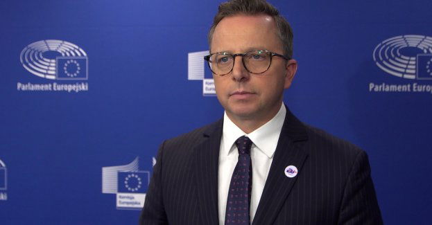 Polscy europosłowie chcą rewizji zakazu sprzedaży aut spalinowych od 2035 roku. Liczą na zdecydowane poparcie w europarlamencie