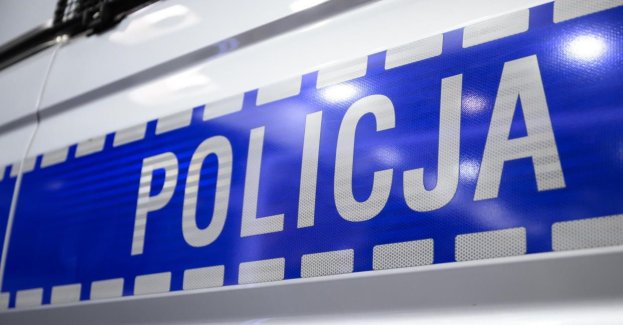 Prokuratura umorzyła śledztwo w sprawie policjantów z Piotrkowa; chodzi o wypadek na A1