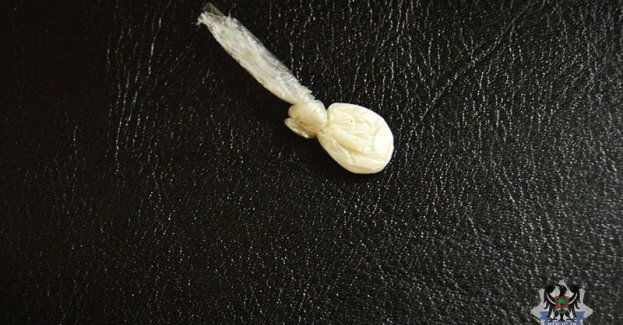 Codzienna walka z przestępczością narkotykową trwa. Wczoraj zatrzymane trzy osoby. Jedna była poszukiwana i trafi za kraty więzienia