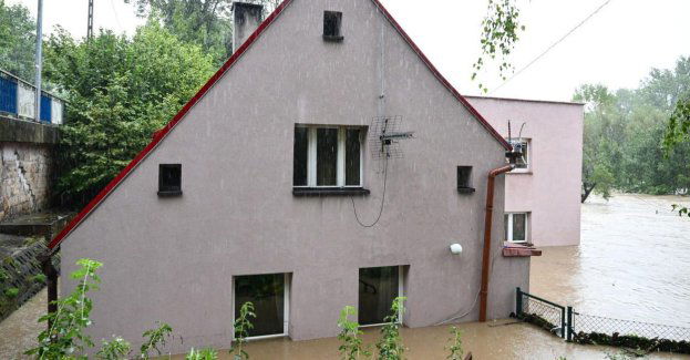 GINB wydał wytyczne dotyczące powrotu do budynków zalanych w wyniku powodzi