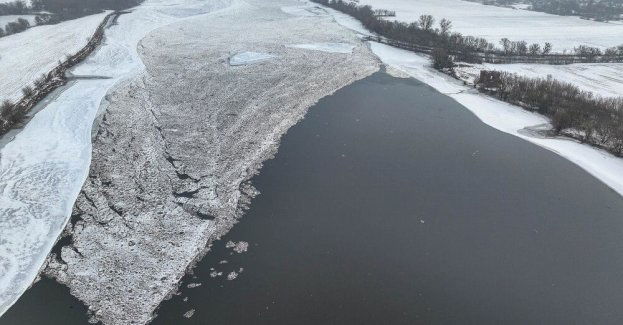 Ekspert: lodołamanie na Dolnej Wiśle kluczowe dla przeciwdziałania zatorom na rzece
