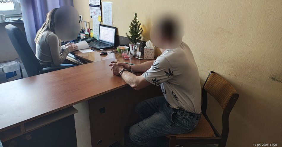 zdjęcie: Sieradz: dwóch kierowców zatrzymanych z sądowymi zakazami / fot. KPP w Sieradzu