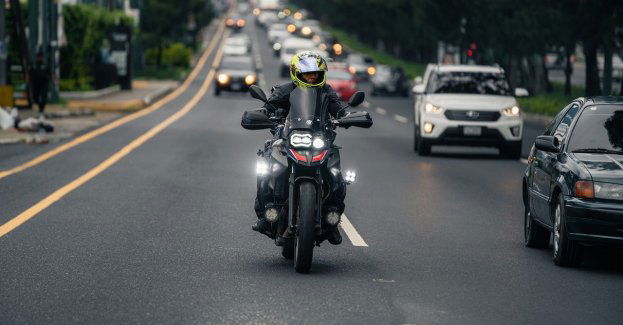Motocyklista zginął na trasie Białystok - Augustów; utrudnienia na dk8