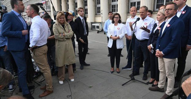 Ostra wymiana zdań między liderem PO Donaldem Tuskiem, politykami Platformy, a dziennikarzem TVP