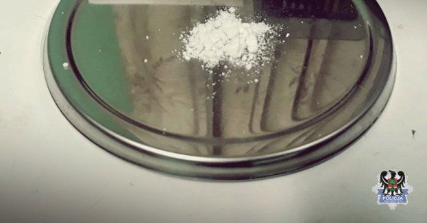 W weekend policjanci tym razem zabezpieczyli amfetaminę i metamfetaminę oraz zatrzymali trzy osoby