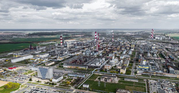 ZWZ Orlenu wznowiło obrady - ma rozpatrzyć zmiany w radzie nadzorczej