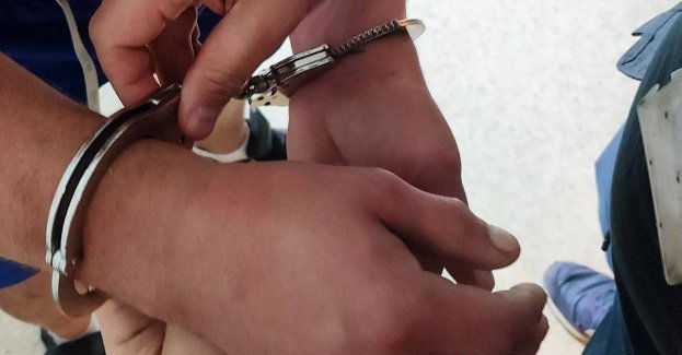 Uszkodził pięć zaparkowanych pojazdów - został zatrzymany przez policjantów