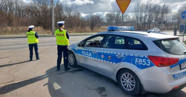 Akcja Łapki na kierownicę - skoncentruj się na drodze, nie na telefonie
