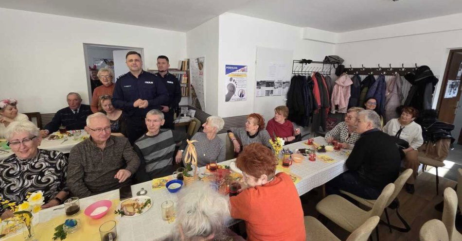 zdjęcie: Zgierska policja ostrzega seniorów przed oszustami / fot. KPP w Zgierzu