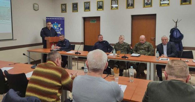 Debata w Dęblinie o parkowaniu i bezpieczeństwie