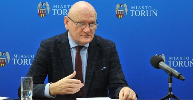 Jeszcze o Collegium Medicum i bydgoskim lotnisku