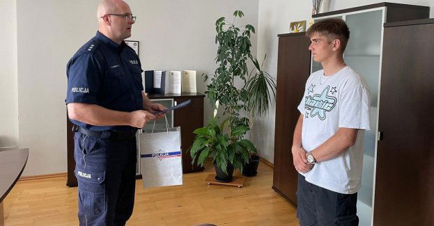 Komendant Powiatowy Policji podziękował za obywatelską postawę 17-latkowi z Mroczy