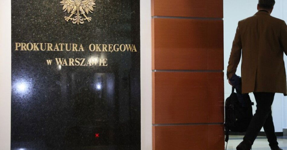 zdjęcie: Hołownia nie stawił się na przesłuchanie w warszawskiej prokuraturze / Warszawa, 03.11.2025. Prokuratura Okręgowa w Warszawie, 3 bm. gdzie zaplanowano kontynuację przesłuchania w charakterze świadka marszałka Sejmu Szymona Hołowni. W lipcu Hołownia stwierdził, że wielokrotnie sugerowano mu, aby opóźnił zaprzysiężenie Karola Nawrockiego na prezydenta RP i dokonał w ten sposób „zamachu stanu”. (ad) PAP/Leszek Szymański